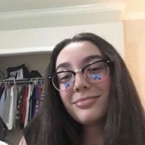 Meet your Posher, Marina